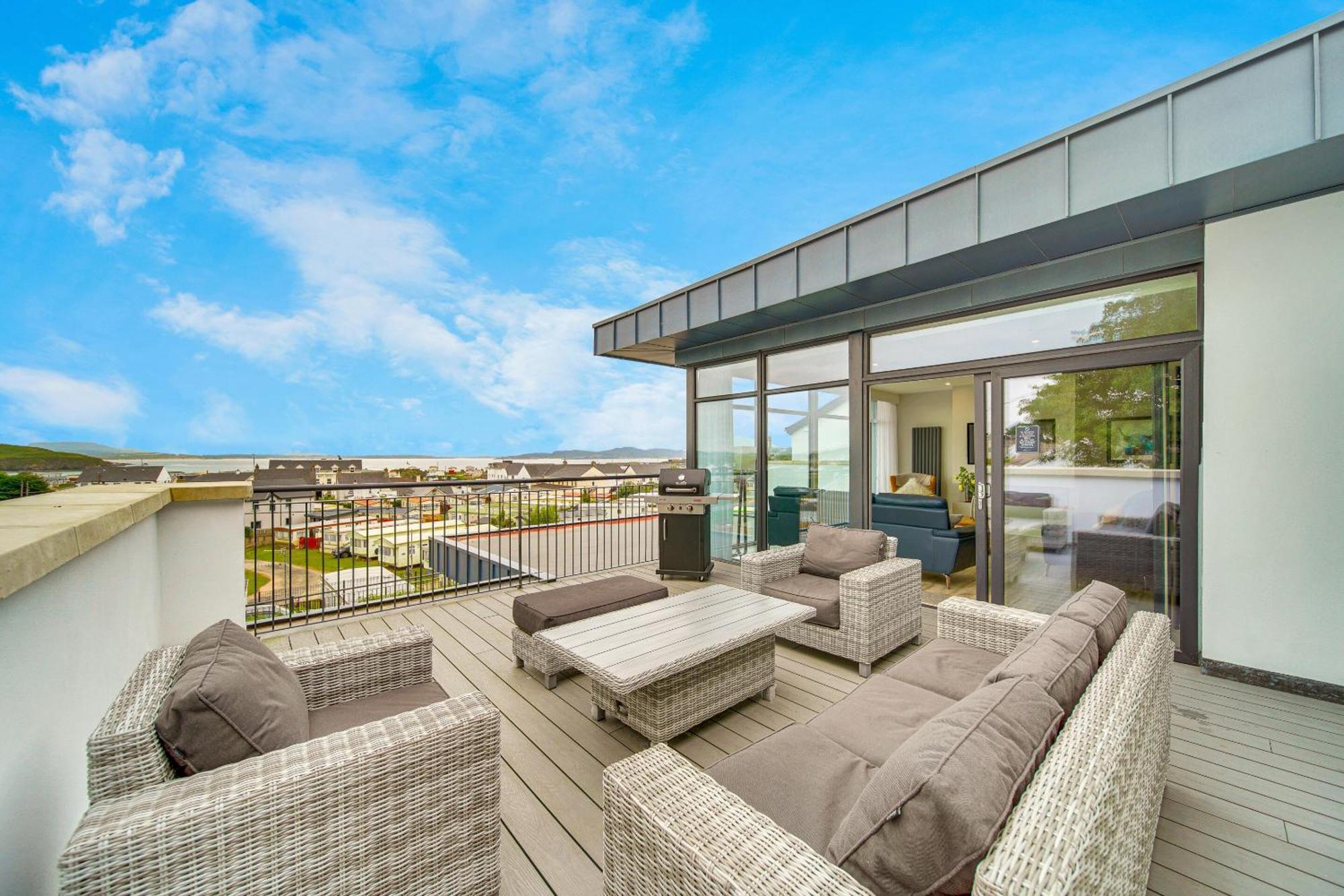 Bayview Luxury 4 Bedroom Penthouse Downings Exteriör bild